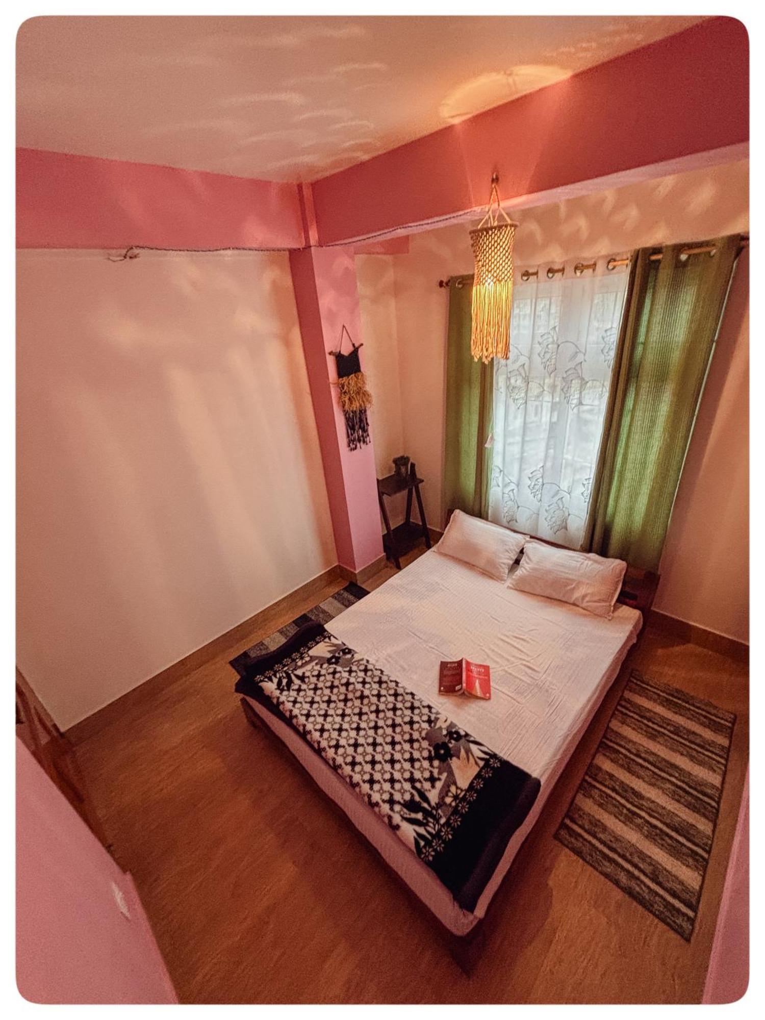 Stargaze Backpackers Shillong Pansiyon Dış mekan fotoğraf